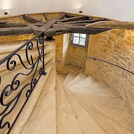 Le Petit Manoir